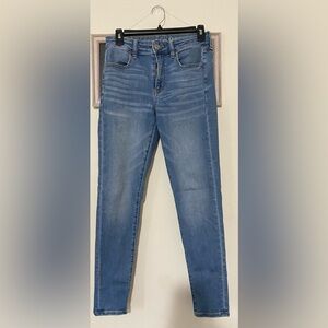 American eagle skinny jeans. Size 6.